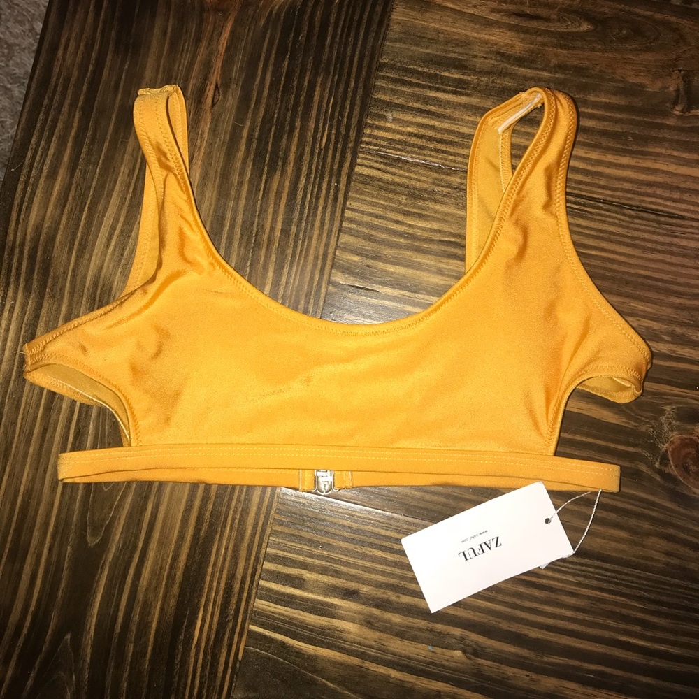 ***SOLD*** Zaful Bikini Top
